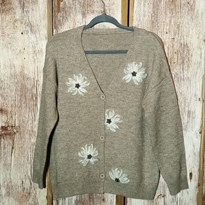 Tan Soft cottage core feminine 3D flower marbled v-neck oversized cardigan sw…